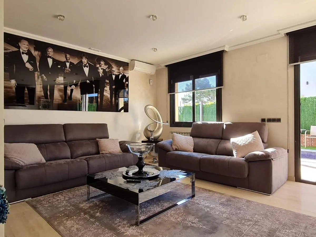 Villa Rioja With Pool & Mountain And Sea View Lloret de Mar